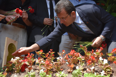 İmamoğlu, şehit Ayar'ın  mezarını ziyaret etti