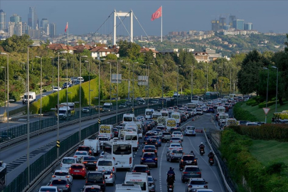 İstanbul'da sabah saatlerinde trafik yoğunluğu arttı