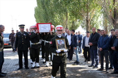 Şehit Piyade Sözleşmeli Er Abakay,  son yolculuğuna uğurlandı