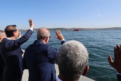 Cumhurbaşkanı Erdoğan Oruç Reis'i Somali'ye uğurladı