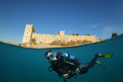 Bodrum'da dalış meraklılarının eğitimi görüntülendi