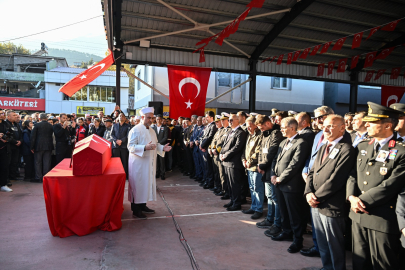 Şehit Deniz Teğmen Mustafa  Kemal Öz Niğde'de defnedildi