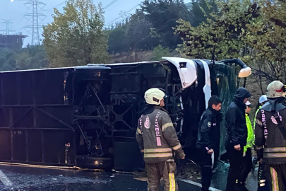 İstanbul'da yolcu otobüsü devrildi! Çok sayıda ölü ve yaralı var