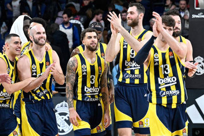 Zirvedeki Fenerbahçe Beko Zalgiris’e konuk olacak