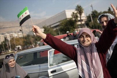 Bugün Suriye halkı için tarihi bir başlangıç