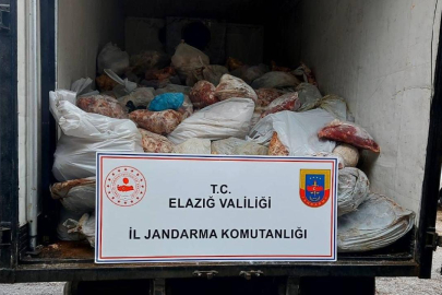 Elazığ'da 5 ton 880 kilo kaçak et ele geçirildi