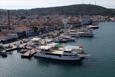 Ayvalık'ta rezervasyonlardaki yoğunluk turizmcileri mutlu etti