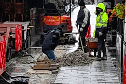 AYEDAŞ İSTANBUL KADIKÖY’DE ALTIN MI ARIYOR?