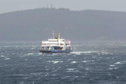 Kuzey Ege'de deniz ulaşımına fırtına engeli