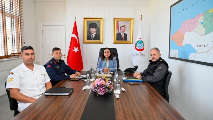 Yalova’da Asayiş ve Güvenlik Değerlendirme Toplantısı Canlı Yayınla Gerçekleştirildi
