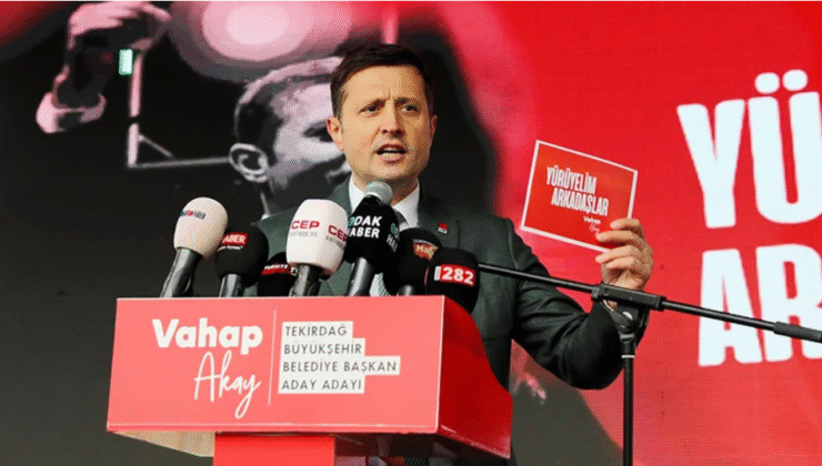 Tekirdağ CHP Kongresinde Gerginlik: Vahap Akay “Kovun Beni” Diyerek Salonu Terk Etti