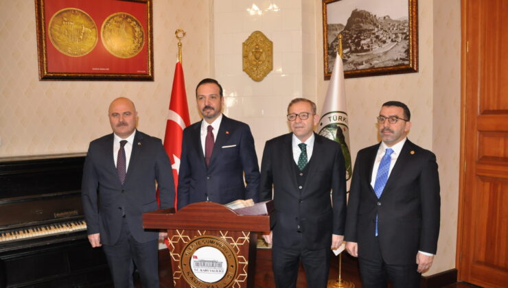 AK Parti Genel Başkan Yardımcısı Kürşad Zorlu Kars’ta 