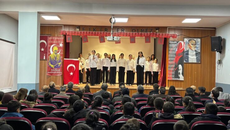 Susuz’da İstiklal Marşı’nın Kabulünün 105. Yılı ve Mehmet Akif Ersoy Anıldı