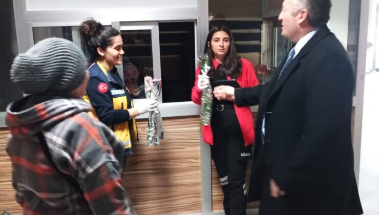 İYİ Parti Kars Teşkilatından Sağlık Çalışanlarına Tıp Bayramı Ziyareti