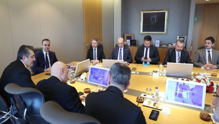 Bakan Kacır Türkiye Bankalar Birliği Yönetim Kurulu Toplantısına Katıldı