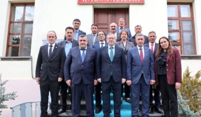 Muhtarlardan Vali Ziya Polat’a Ziyaret: Talepler ve Çalışmalar Değerlendirildi