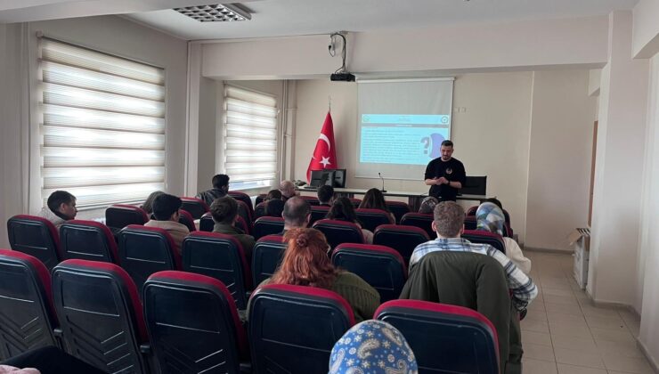 Kars’ta “Gençlik Sizin Eseriniz” projesi hayata geçirildi