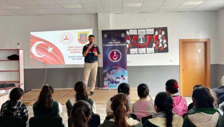 Kars Jandarmasından Öğrenci ve Öğretmenlere Siber Güvenlik Eğitimi