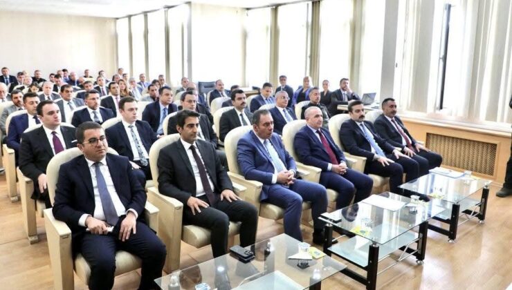 Kars’ta İl Koordinasyon Kurulu Nisan ayı toplantısı nda yatırımlar masaya yatırıldı