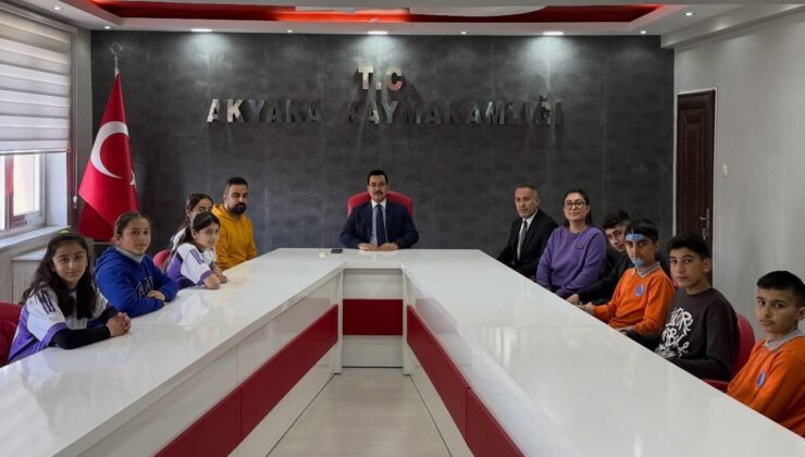 Karslı Öğrenciler Bilek Güreşinde Türkiye Şampiyonası Yolcusu