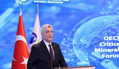 Bakan Bolat’tan Kritik Madenler Uyarısı: “İhracat Kısıtlamaları Küresel Ekonomiyi Tehdit Ediyor”