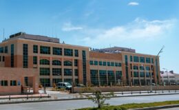 Uşak’ta Polise Pompalı Tüfekli Saldırı: 1’i Ağır 2 Polis Yaralandı