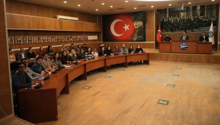Yıldız Teknik Üniversitesi Şehir ve Bölge Planlama Bölümü öğrencileri belediyede ağırlandı