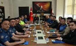 Kars’ta “Kurban Bayramı Tedbirleri Toplantısı” gerçekleştirildi