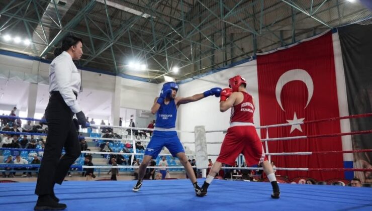 Boks Gençler Türkiye Şampiyonası Kars’ta Başladı