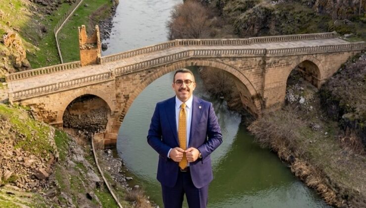 AK Parti Kars Milletvekili Adem Çalkın, “Ani Köprüsü Tarihi Misyonuna Kavuşuyor”