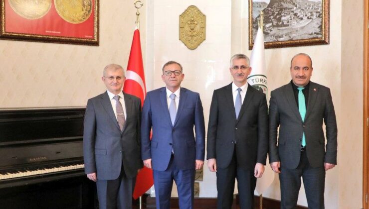 Eski Milli Eğitim Bakan Yardımcısı Nazif Yılmaz, Kars’ta