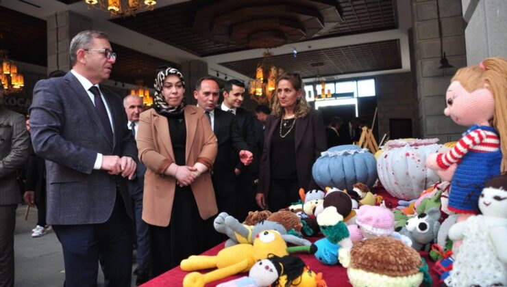 Kars’ta Anlamlı Sergi:Demir Parmaklıkların Ardından Sanata Uzanan Eller