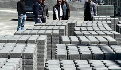Kars’ta Köy Yolları İçin Seferberlik: “Bu Yıl Hummalı Bir Çalışma Yürüteceğiz”