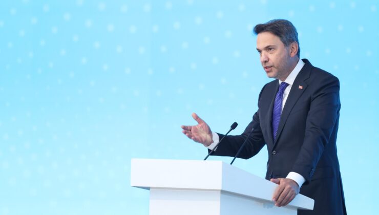Enerji ve Tabii Kaynaklar Bakanı Alparslan Bayraktar’dan Bakü’de Önemli Mesajlar: Türkiye ve Azerbaycan Örnek İş Birliği Yapıyor