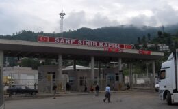 Kurban Bayramı Tatilinde Sarp Sınır Kapısı’ndan 185 Bini Aşkın Yolcu Geçiş Yaptı
