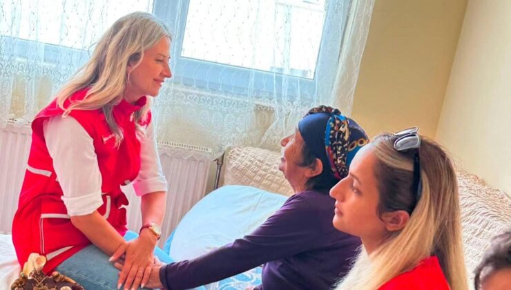 Kars’ta İyilik Evlere Taşınıyor: Kızılay’dan Gönüllü Evde Bakım Hareketi