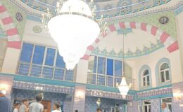 Van’da Şehitlik Camii’nde Mevlid-i Nebi Buluşması: Çocukların Yoğun Katılımı Dikkat Çekti