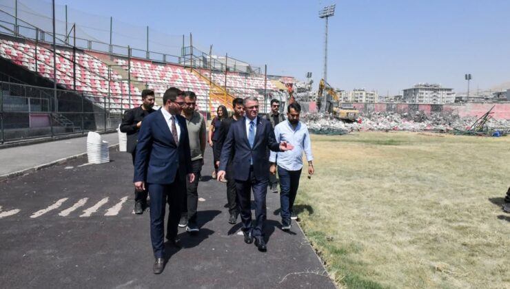 Van Şehir Stadı’nda Yıkım Sürüyor! Yeni Stat İçin Çalışmalar Hızlandı